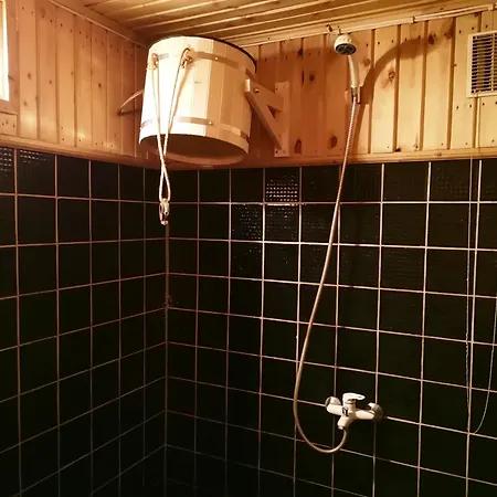 بيت ضيافة Kanarbiku Sauna Türi